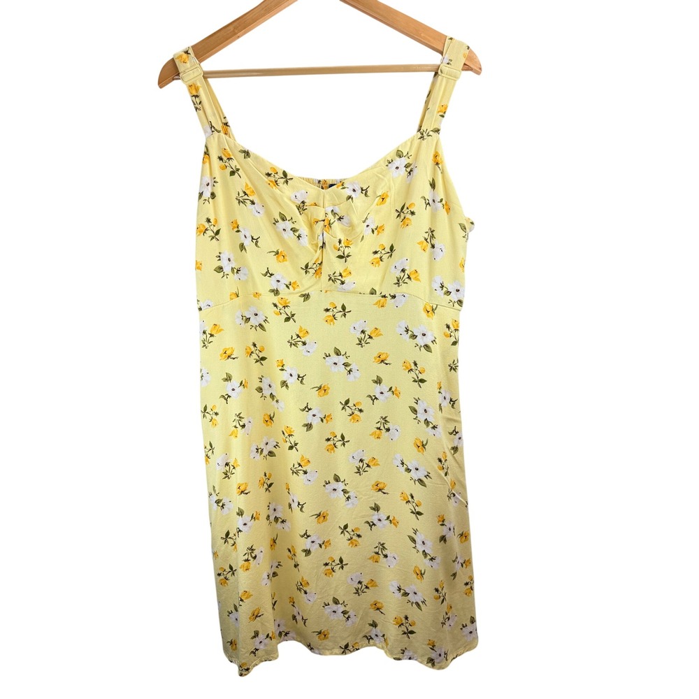 Old Navy Yellow Floral Smocked Sundress Midi Dress Sz XL Beach Feminine Cottage